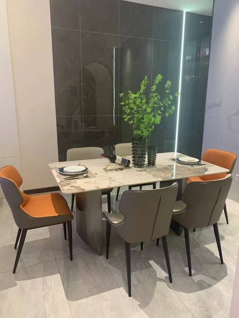 Signature Modern Dining Table and Chair Set with Premium Finish