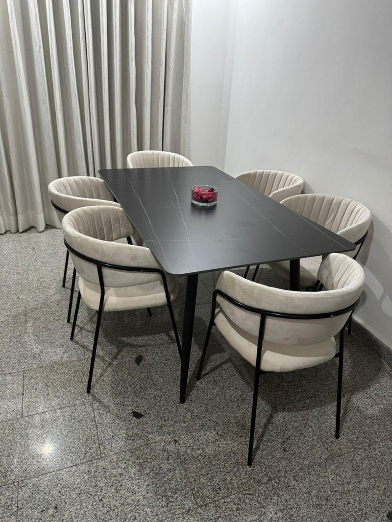 Stylish Luxury Dining Table Designed for Comfortable Family Meals and Professional Spaces
