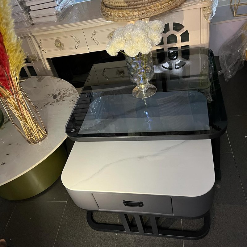 Center table - Image 1