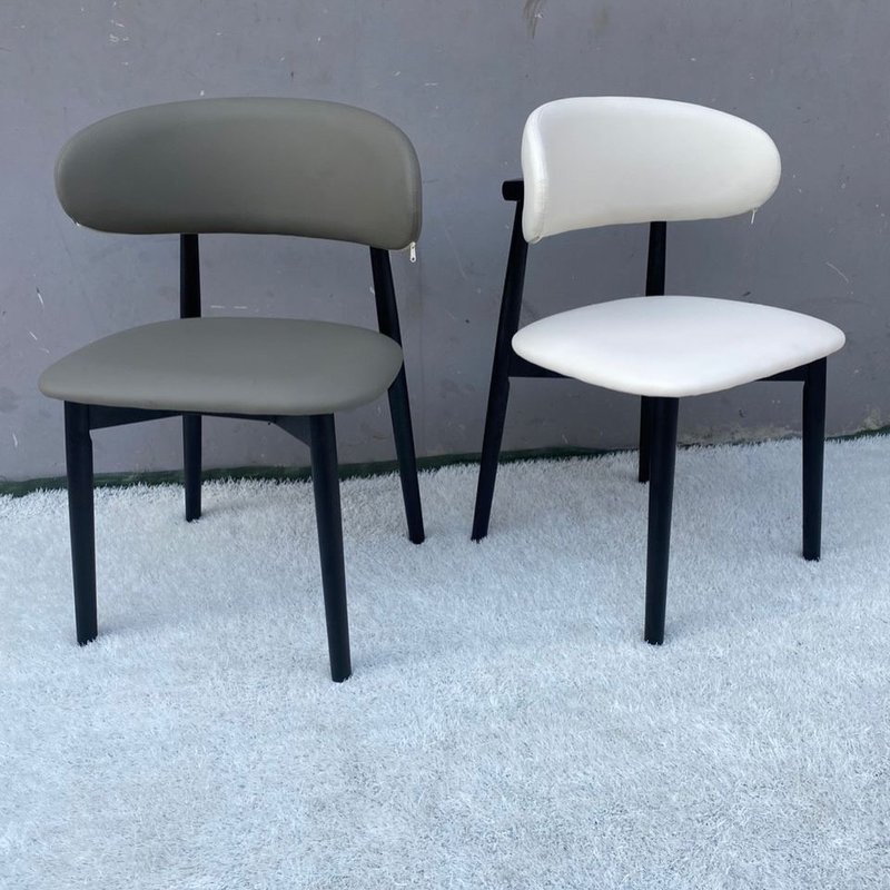 Dining chairs - Image 1