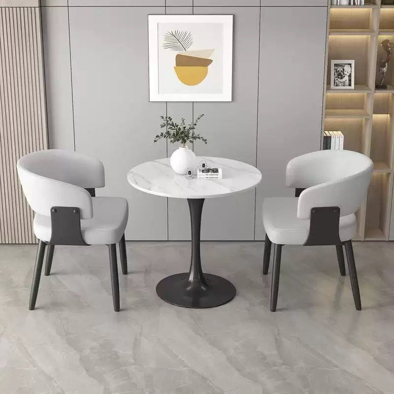 Me and you restuarant table - Image 1