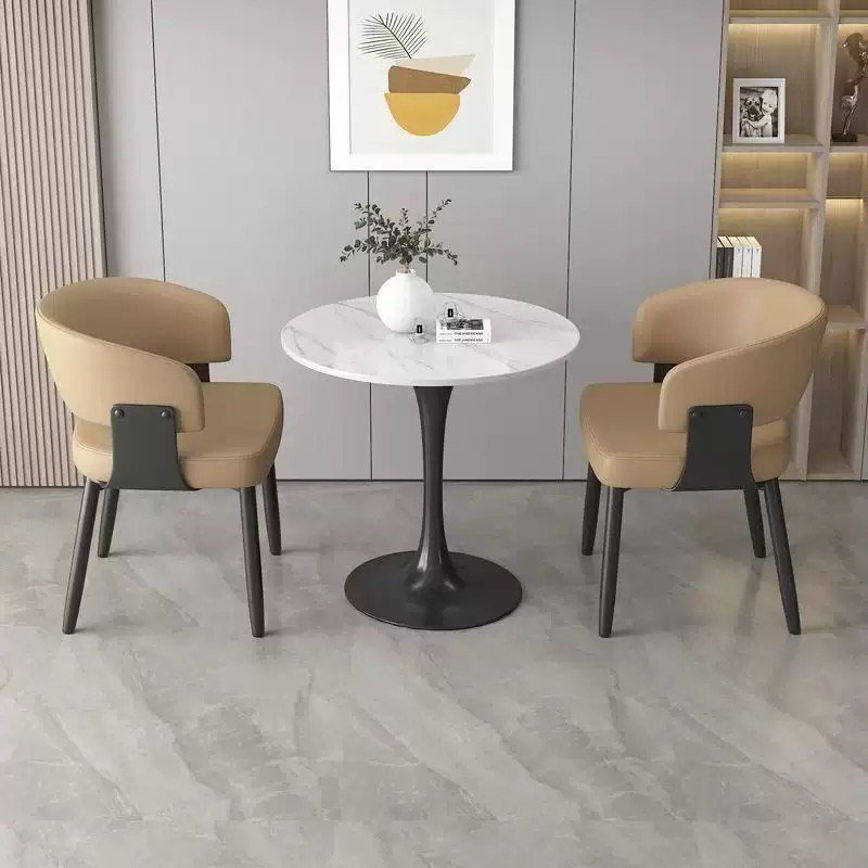 Me and you restuarant table - Image 1