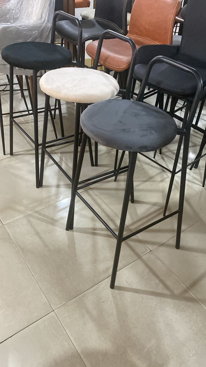 Verona Luxe Bar & Kitchen Chair - Image 1